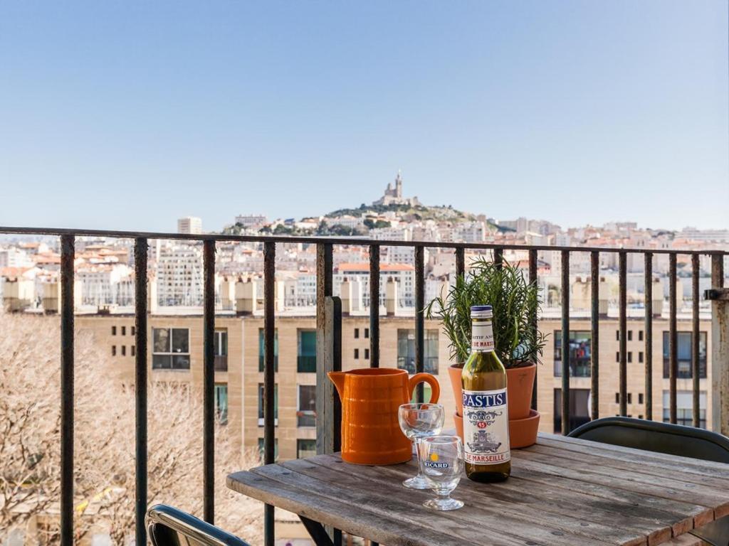 Le Ptit Jaune- Terrasse Sur Le Vieux Port Marselha Exterior foto